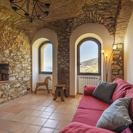 Daire Traditional Ligurian House By Wonderful Italy *